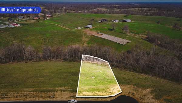 1 Acre of Residential Land for Auction in Westmoreland, Tennessee
