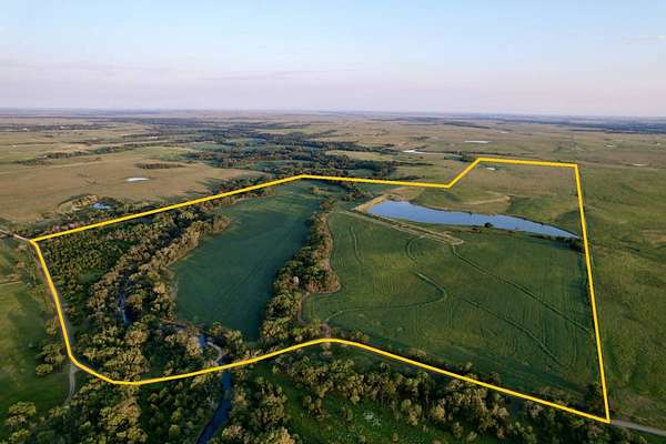 255 Acres of Land for Auction in Hamilton, Kansas