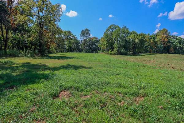 32.4 Acres of Recreational Land for Auction in Sparta, Tennessee