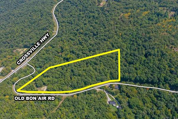 8.49 Acres of Land for Auction in Sparta, Tennessee