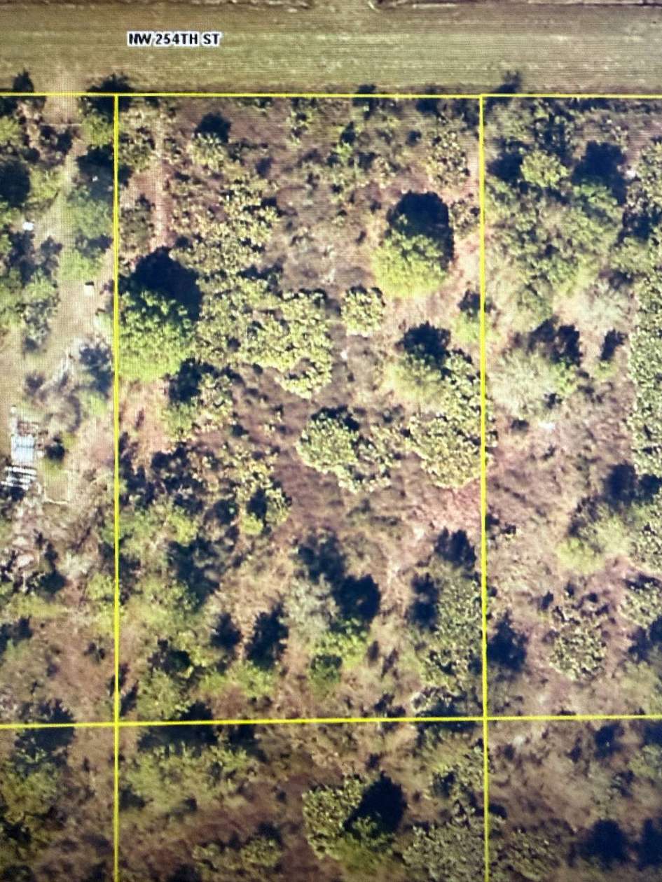 1.5 Acres of Land for Sale in Okeechobee, Florida