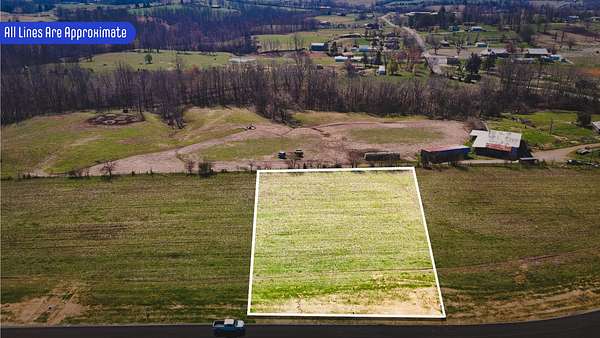 1 Acre of Residential Land for Auction in Westmoreland, Tennessee