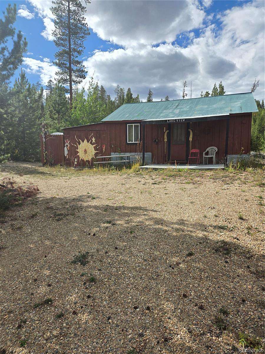 0.94 Acres of Land with Home for Sale in Grand Lake, Colorado