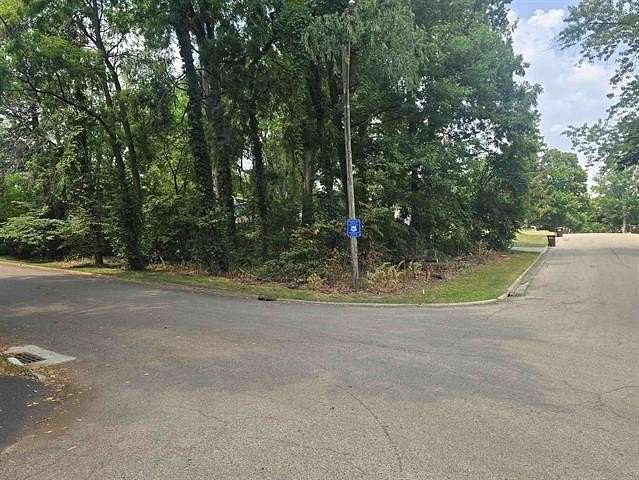 0.17 Acres of Land for Sale in Rockford, Illinois