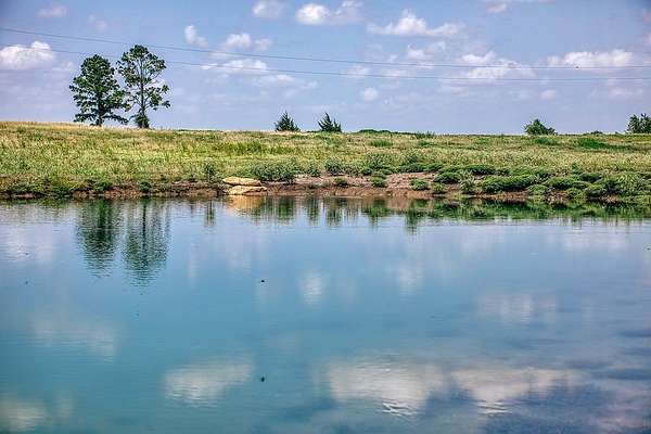 10.8 Acres of Land for Sale in Burton, Texas