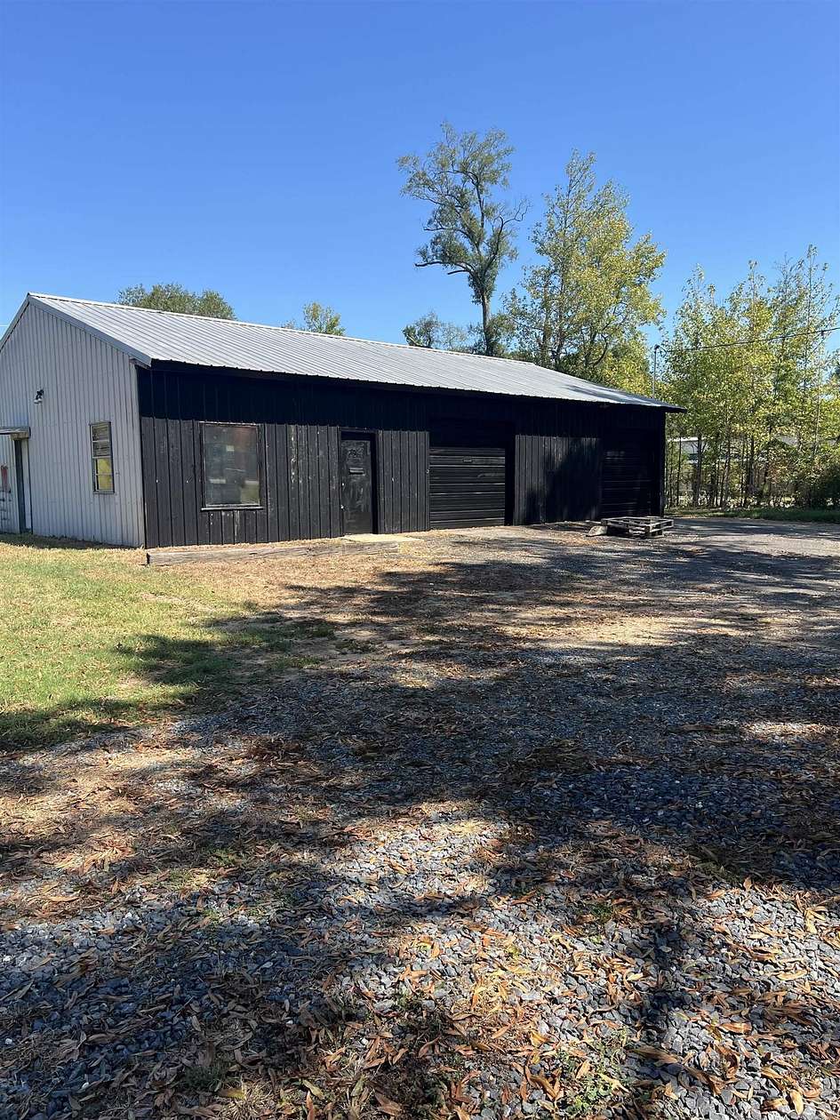 Improved Commercial Land for Sale in Glenwood, Arkansas