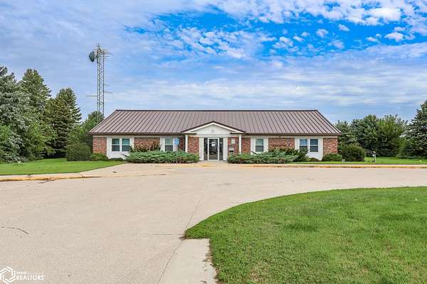 1.5 Acres of Improved Mixed-Use Land for Sale in Clarion, Iowa