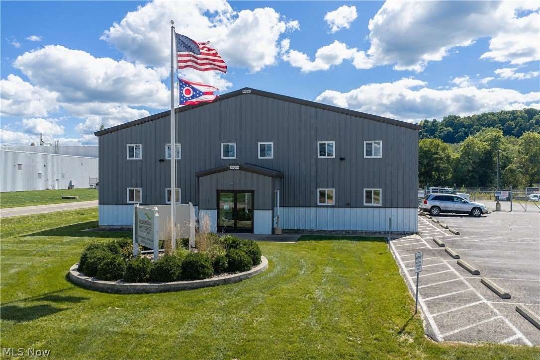 5.24 Acres of Commercial Land for Lease in New Philadelphia, Ohio