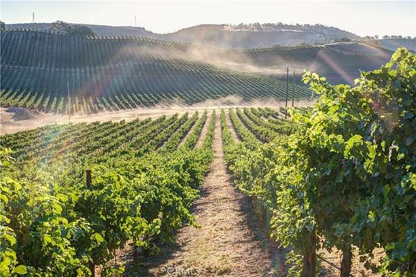 771 Acres of Land for Sale in Clearlake, California