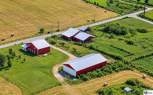 44.6 Acres of Land with Home for Sale in Hodgenville, Kentucky