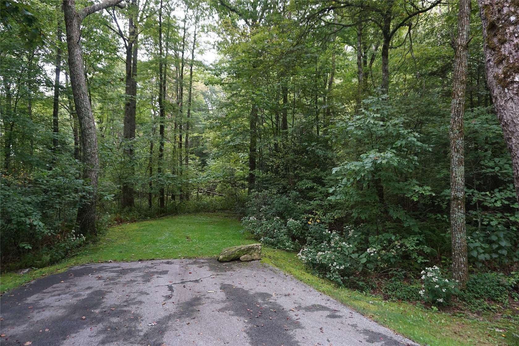 2.24 Acres of Residential Land for Sale in Highlands, North Carolina