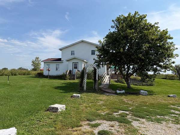 7 Acres of Land with Home for Sale in Bonaparte, Iowa