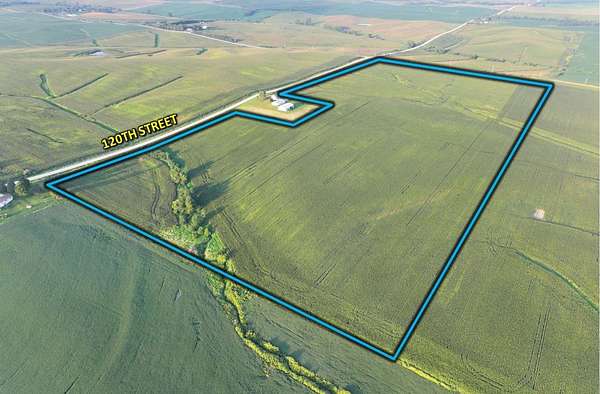 196 Acres of Land for Auction in Keswick, Iowa