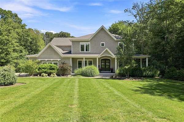 5.52 Acres of Land with Home for Sale in Jamestown, Rhode Island