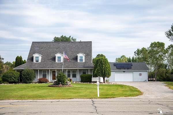 1.8 Acres of Land with Home for Sale in Rockwood, Michigan