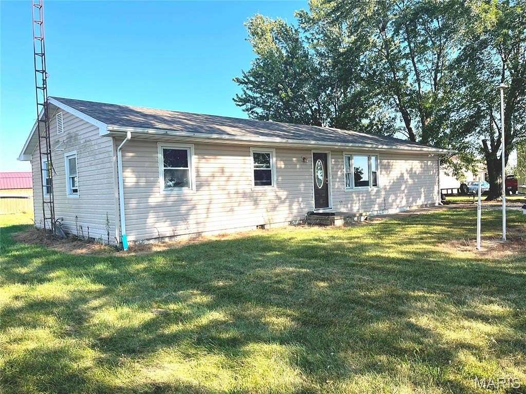 2 Acres of Improved Mixed-Use Land for Auction in Bowling Green, Missouri