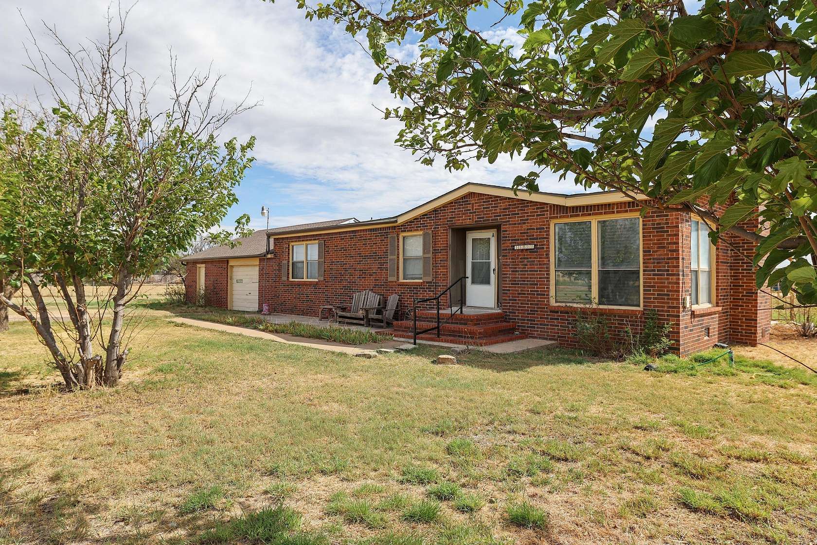 1.53 Acres of Land with Home for Sale in Amarillo, Texas