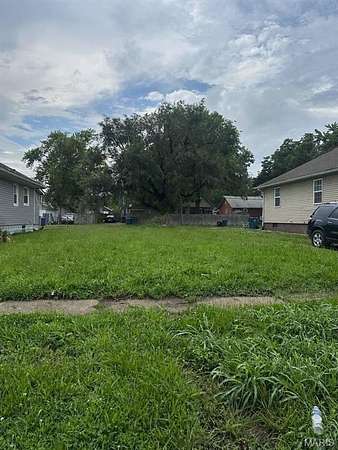 0.11 Acres of Mixed-Use Land for Sale in Granite City, Illinois