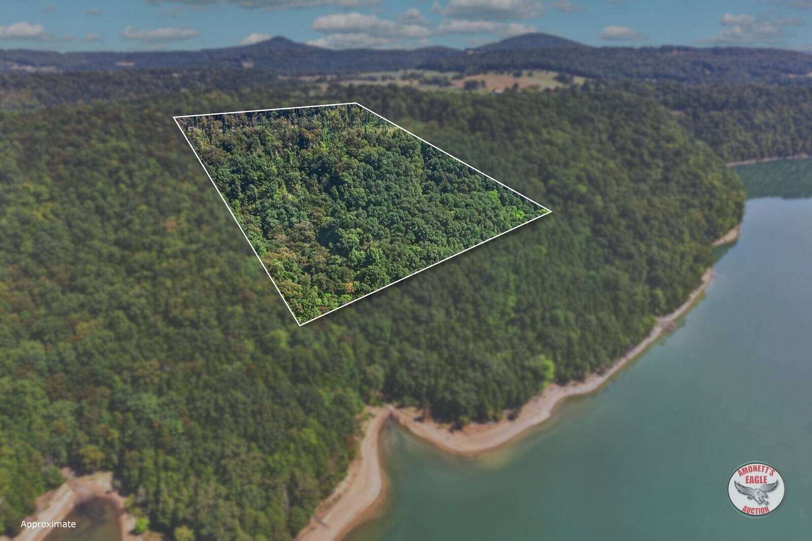 30.8 Acres of Land for Auction in Byrdstown, Tennessee