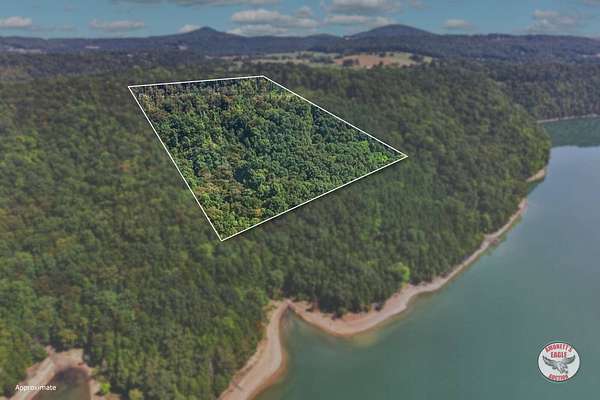 30.8 Acres of Land for Auction in Byrdstown, Tennessee