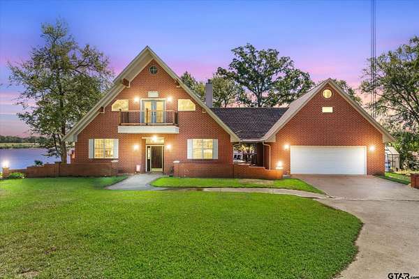 28 Acres of Land with Home for Sale in Grand Saline, Texas