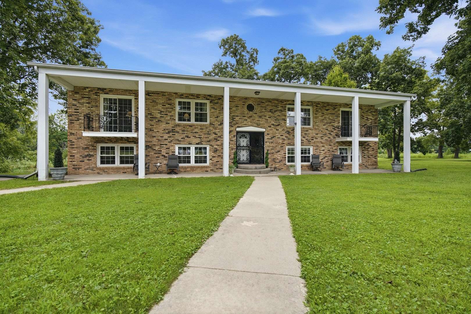 27.4 Acres of Land with Home for Sale in Heyworth, Illinois