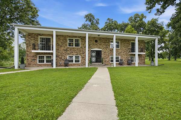 27.4 Acres of Land with Home for Sale in Heyworth, Illinois