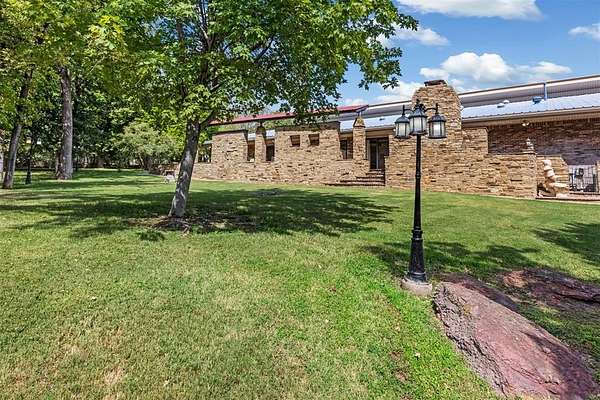 1.48 Acres of Land with Home for Sale in Edmond, Oklahoma