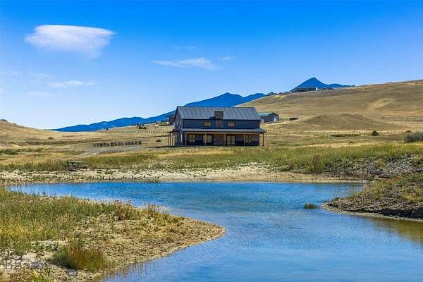 20.6 Acres of Land with Home for Sale in Livingston, Montana