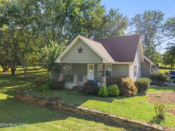 1.52 Acres of Land with Home for Sale in Crossville, Tennessee