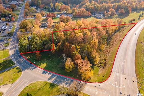 2.73 Acres of Commercial Land for Sale in Carbondale, Illinois