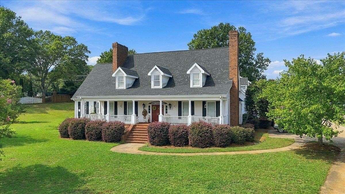 20 Acres of Land with Home for Sale in Greer, South Carolina