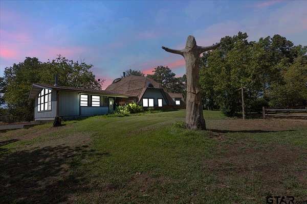 8 Acres of Land with Home for Sale in Alba, Texas