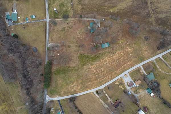 6.27 Acres of Residential Land for Sale in Manchester, Tennessee