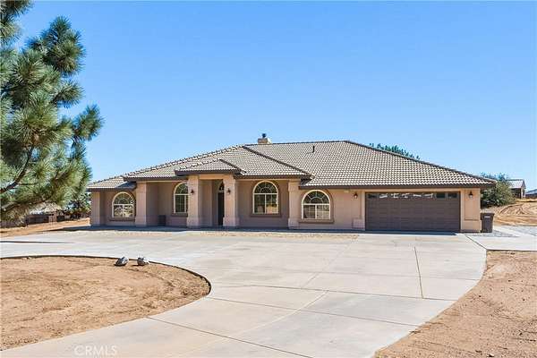 1.72 Acres of Land with Home for Sale in Phelan, California