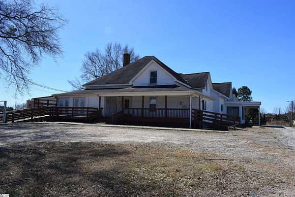 2.64 Acres of Improved Mixed-Use Land for Sale in Inman, South Carolina