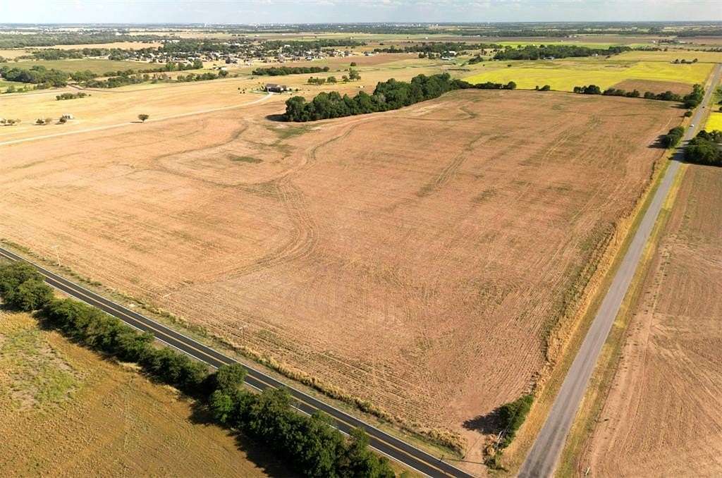 100 Acres of Agricultural Land for Sale in Yukon, Oklahoma