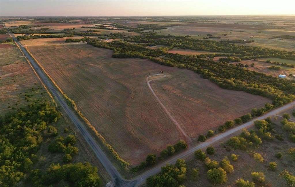 80 Acres of Land for Sale in Piedmont, Oklahoma