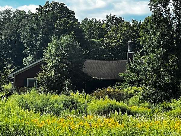 13.2 Acres of Land with Home for Sale in Middletown, New York