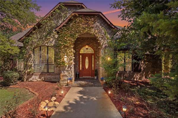 1.84 Acres of Land with Home for Sale in Cross Roads, Texas