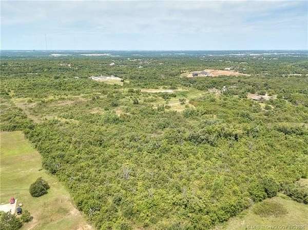 30 Acres of Land for Sale in Oklahoma City, Oklahoma