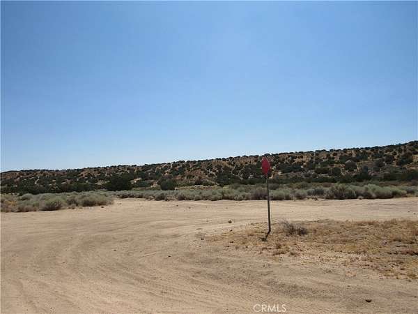 80 Acres of Land for Sale in Hesperia, California