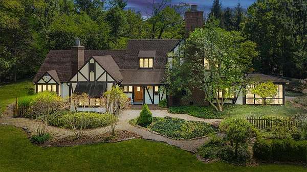9.4 Acres of Land with Home for Sale in Dayton, Ohio