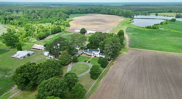 1,529 Acres of Land with Home for Sale in Carrsville, Virginia