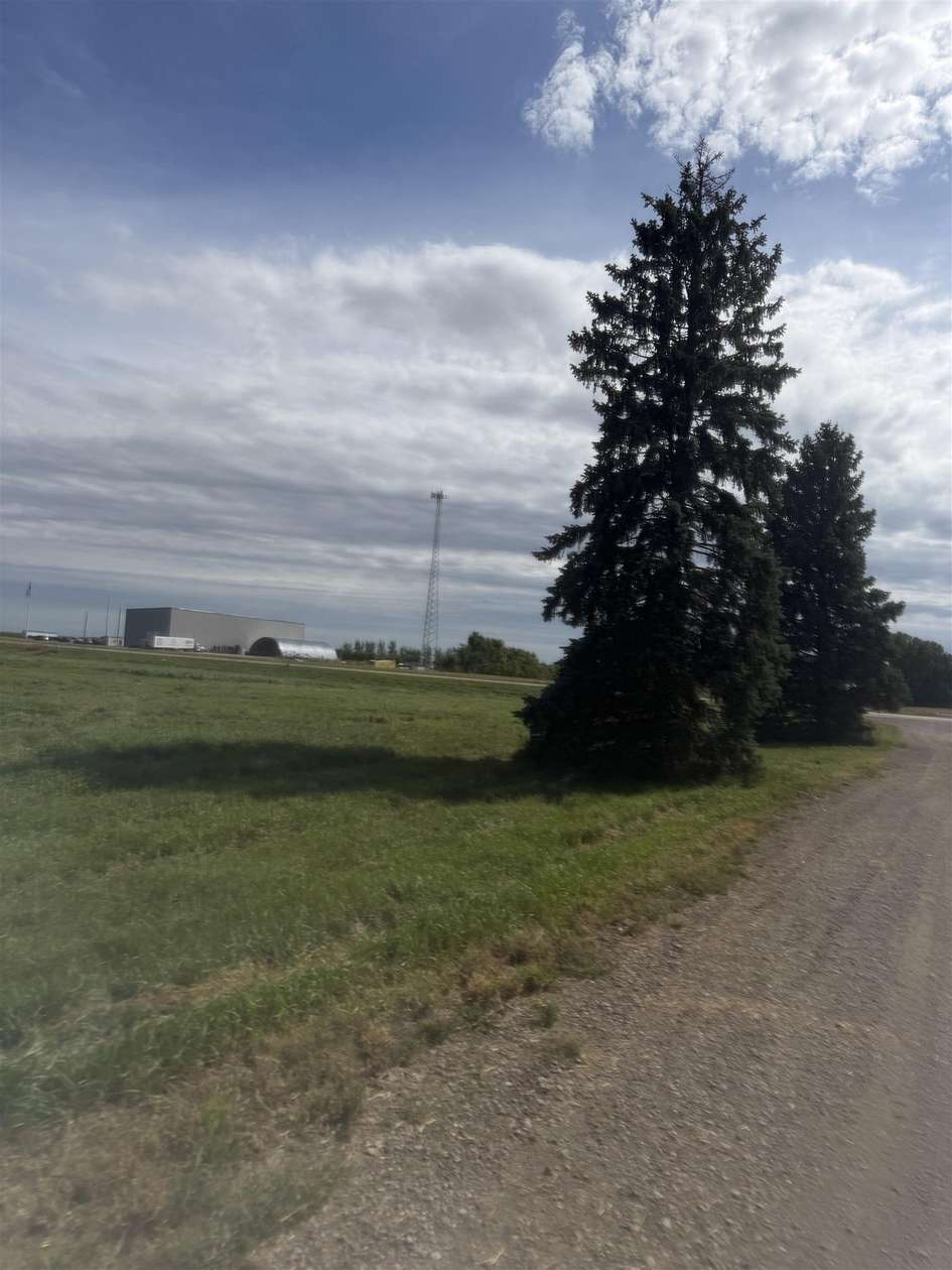 3.57 Acres of Commercial Land for Sale in Burbank, South Dakota