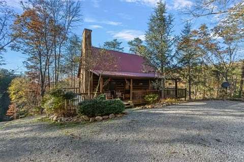 19.5 Acres of Land with Home for Sale in Sevierville, Tennessee
