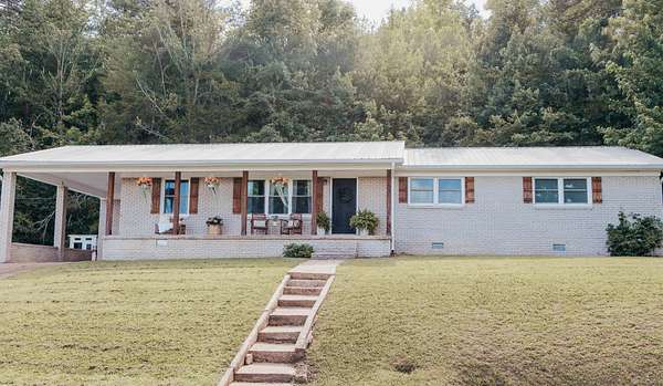 2.2 Acres of Land with Home for Sale in Waynesboro, Tennessee
