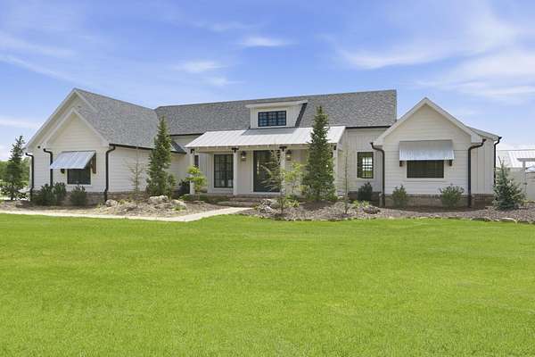 5 Acres of Land with Home for Sale in Springfield, Missouri