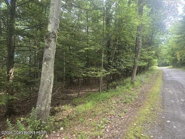 1.75 Acres of Residential Land for Sale in Kunkletown, Pennsylvania