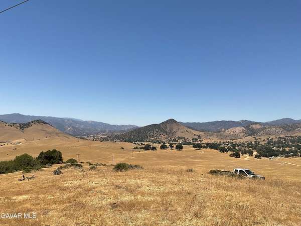 20 Acres of Land for Sale in Caliente, California